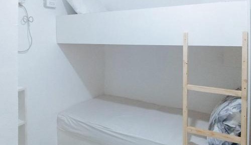 Mixed Dormitory Room