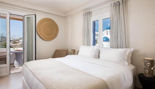 Comfort Room with Balcony