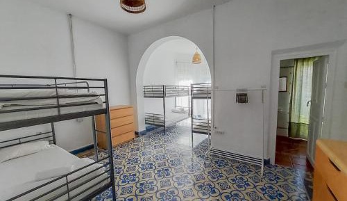 Bed in 6-Bed Mixed Dormitory Room
