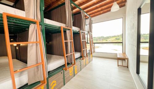 Bed in 8-Bed Mixed Dormitory Room