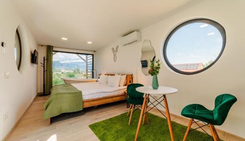 Class Cabin