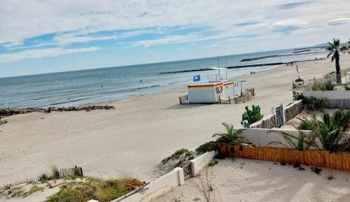 Studio with Sea View