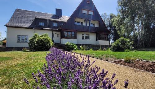 Villa with Garden View