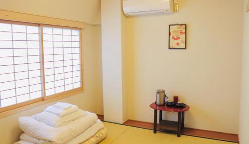 Twin Room with Shared Bathroom