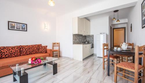 One-Bedroom Apartment with Sea View
