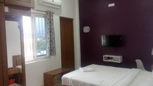 King Room with Mountain View