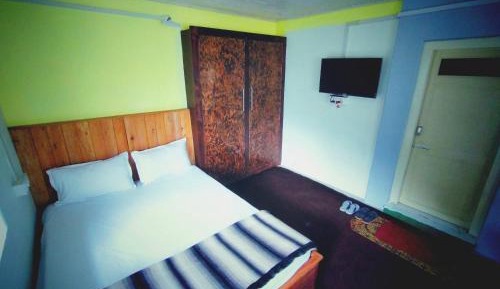 Double Room with Mountain View