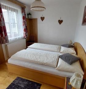 One-Bedroom Apartment with Balcony