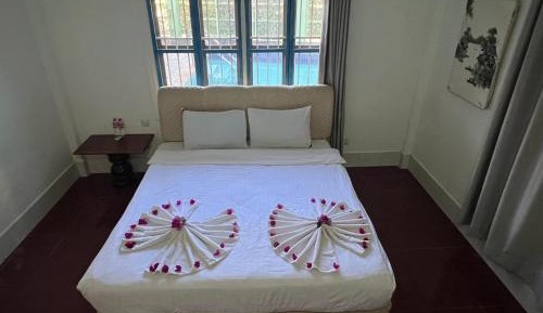 Double Room with Shared Bathroom