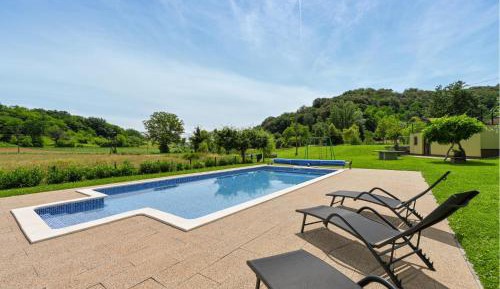 Three-Bedroom Holiday Home 