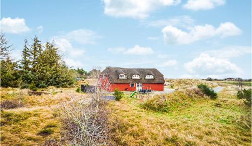 Five-Bedroom Holiday Home
