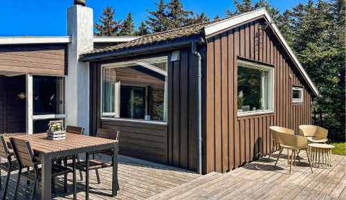 Two-Bedroom Holiday Home