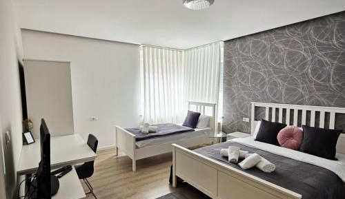 Classic Quadruple Room