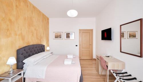 Economy Triple Room