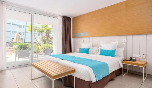 Double Room with Pool View
