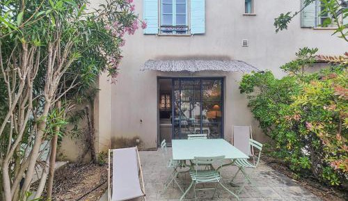 Two-Bedroom Holiday Home