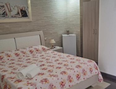 Deluxe Double Room with Extra Bed