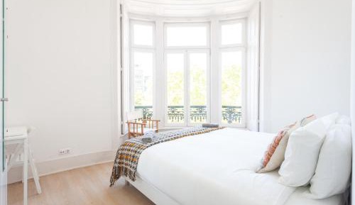 Standard Double Room with Shared Bathroom