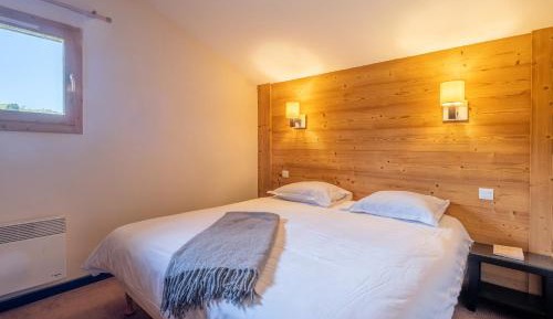 Two-Bedroom Apartment Sleeping Alcove (8 People) Mountain View