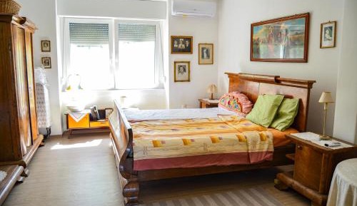 Double or Twin Room with Shared Bathroom