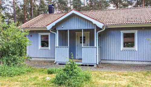 Three-Bedroom Holiday Home 