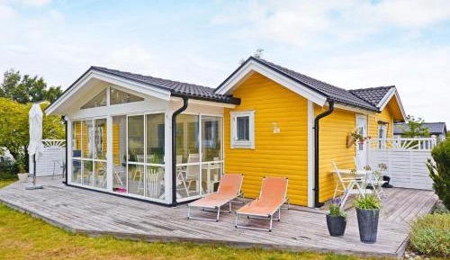Three-Bedroom Holiday Home 
