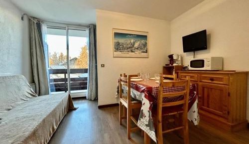 Apartment (4 Adults)