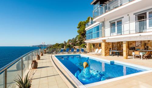 Villa with Sea View