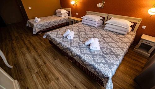Basic Triple Room