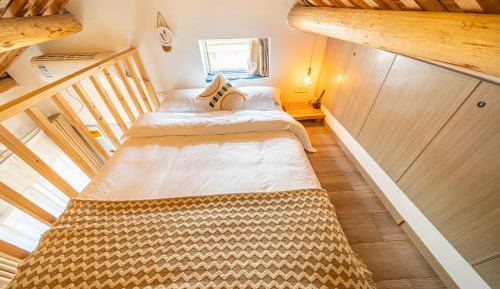 Double Room with Private External Bathroom
