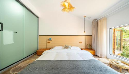 Double Room with Private External Bathroom