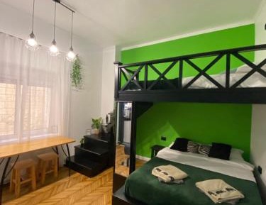 Studio Apartment