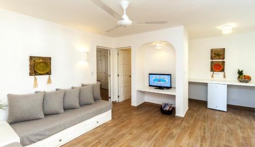 Junior Suite with Garden View
