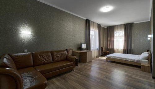 Twin Room with View
