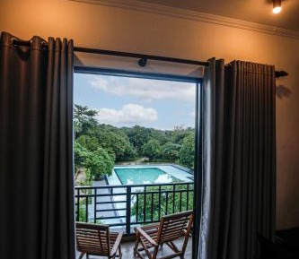Junior Suite with Balcony