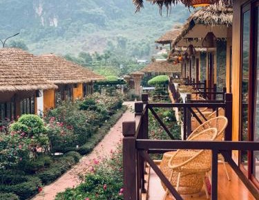 Triple Room with Balcony