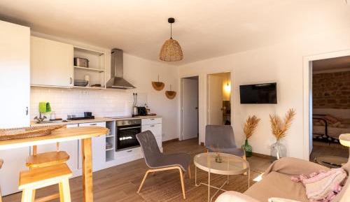 Apartment with Garden View