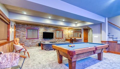 Three-Bedroom Holiday Home 