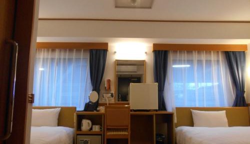 Accessible Twin Room - Non-Smoking       