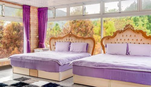 Quadruple Room with Bath