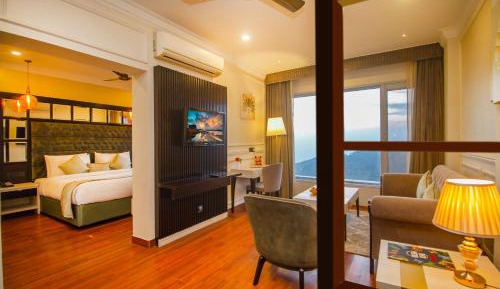  Suite with Valley View