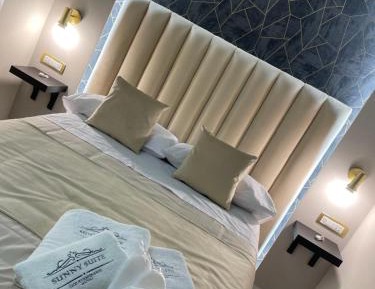 Queen Room with Balcony