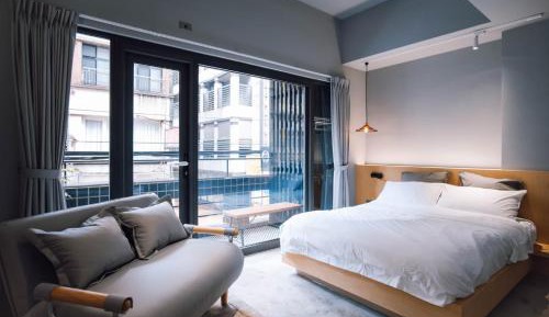 Deluxe Double Room with Balcony