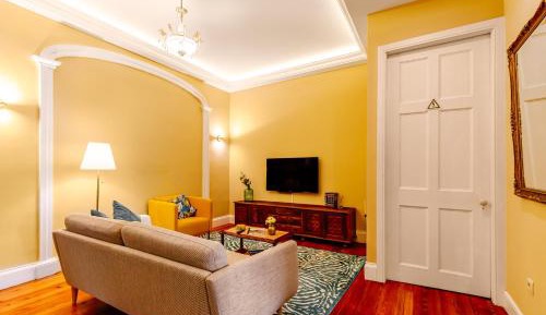 Three-Bedroom Superior Apartment