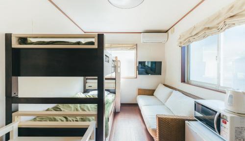 Twin Room with Shower