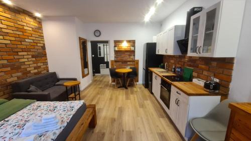 Studio Apartment