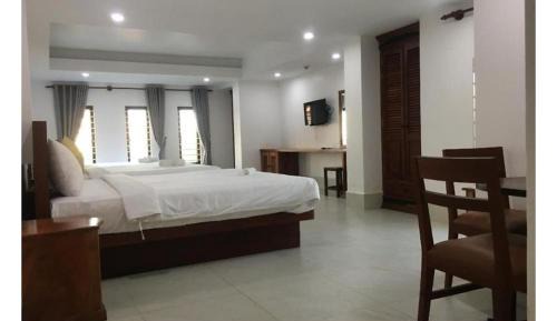 Luxury Triple Room