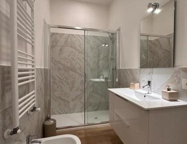 Deluxe Room (2 Adults + 1 Child)