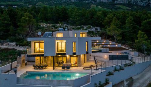 Villa with Private Pool