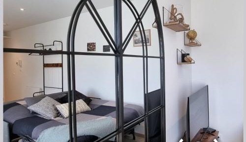 Studio with Sofa Bed